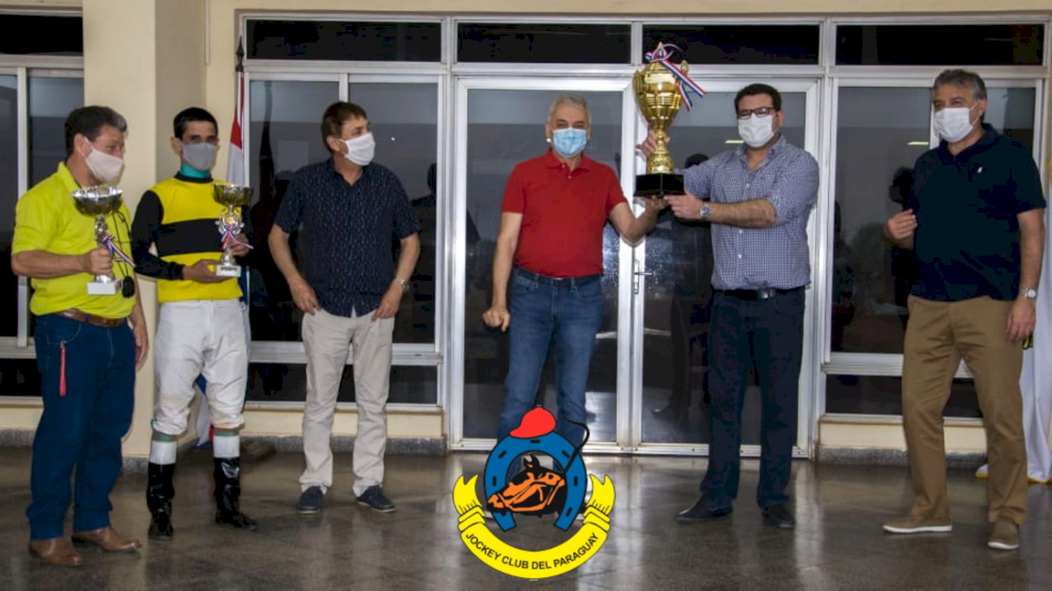 Los Propietarios de Justina